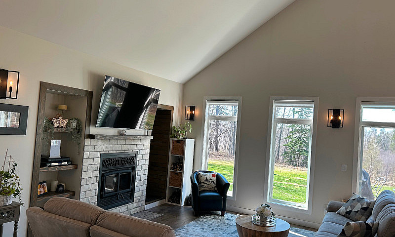 Stunning Country Hom...
