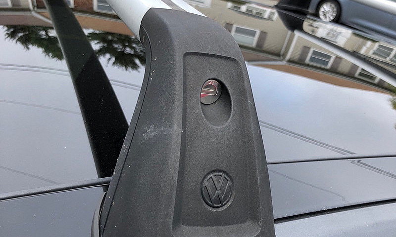 2017 Volkswagen Golf...