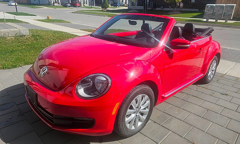 2014 Volkswagen Beet...