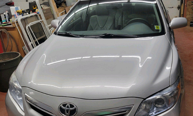 2011 Toyota Camry Hy...