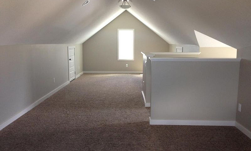 3 Bed 2.5 Bath Main ...