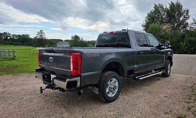 2025 Ford F350 Xlt 7...