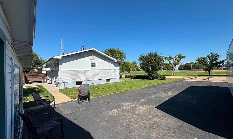 House On 2 Lots,  W/...