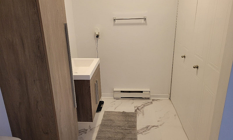 Appartement Sur Le P...
