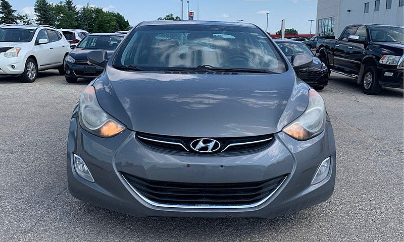 Hyundai Elantra 2013...
