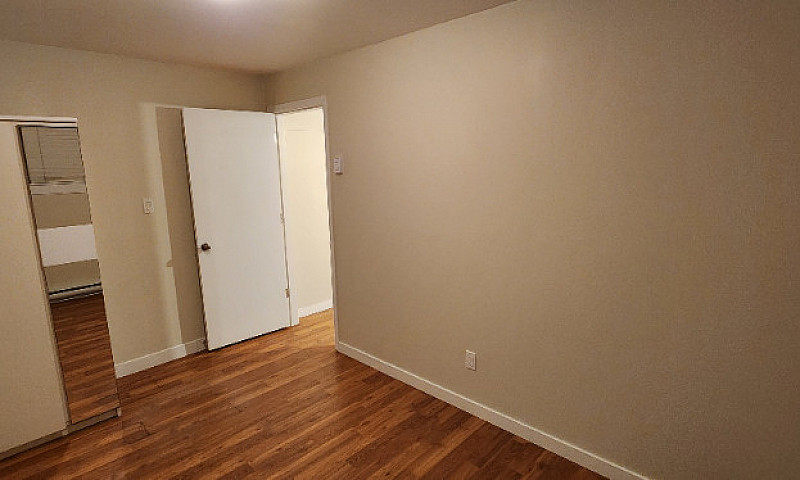 2Bdr, 1Bath - Free U...