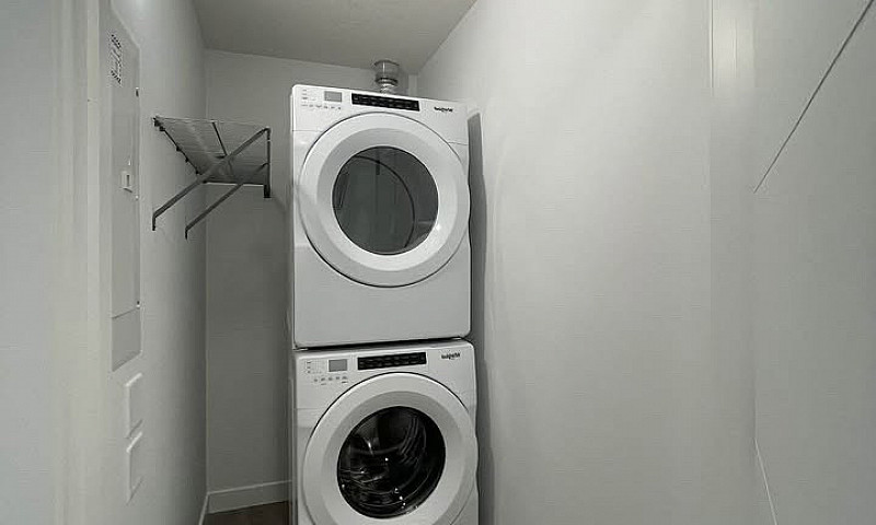 1 Bed & 1 Bath Apart...