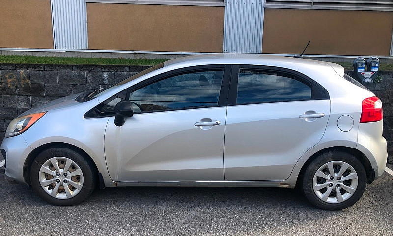 2013 Kia Rio...