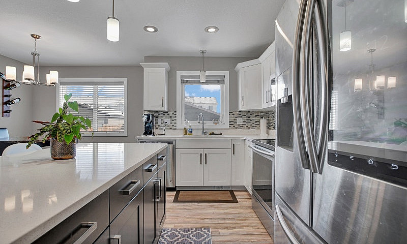 3 Beds 3 Baths House...