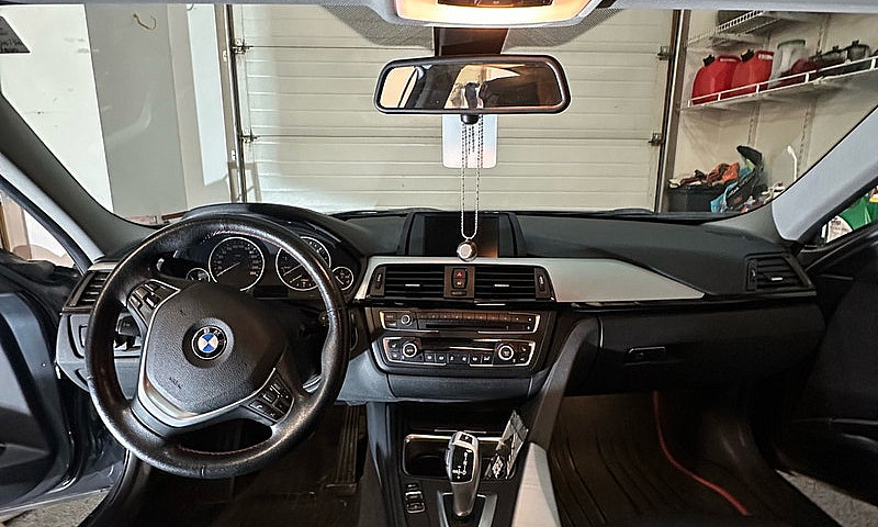 2014 Bmw 320I Xdrive...