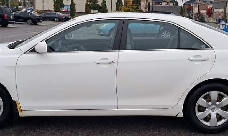 Toyota Camry 2010...