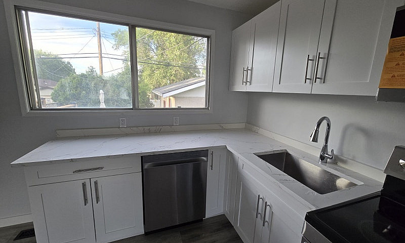  4 Bedrooms • 2 Bath...