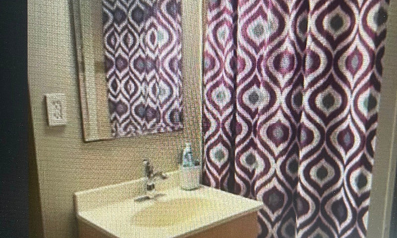 Cozy 1 Bedroom Apart...