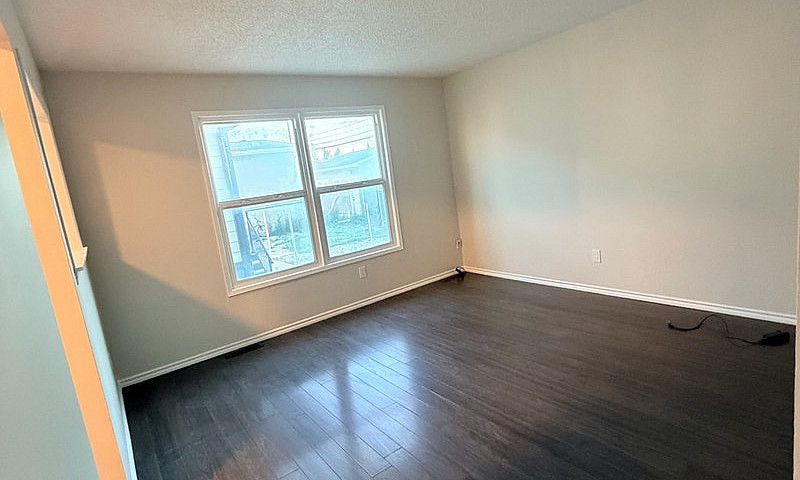 2 Bedroom Condo For ...