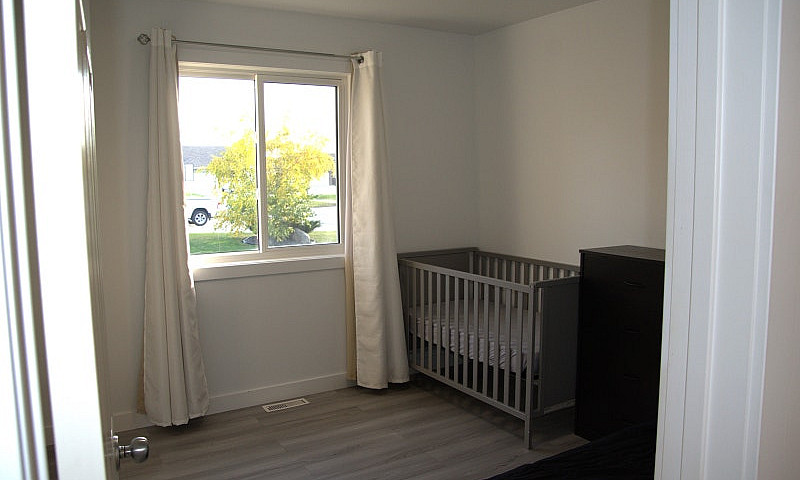 5 Bed 3 Bath 1216F H...