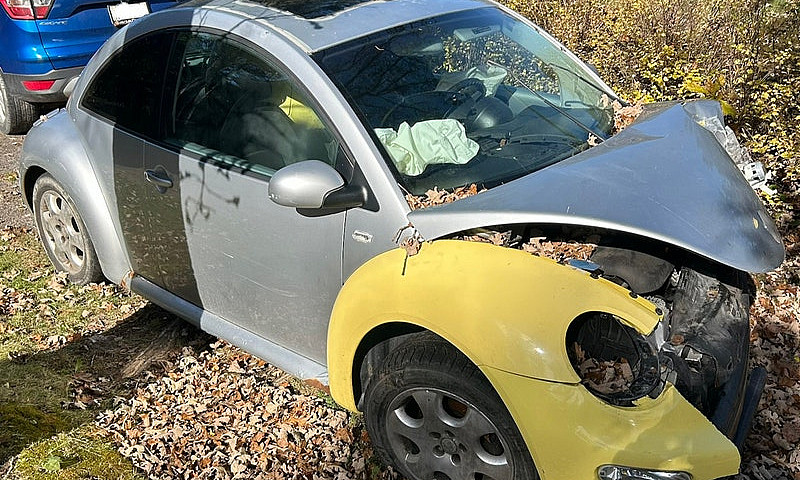 2002 Volkswagen Beet...