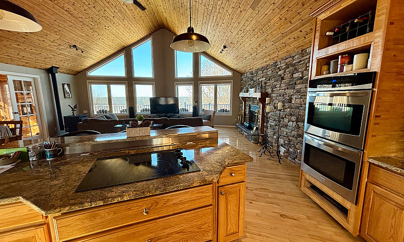 515 Birch Grove, Lak...
