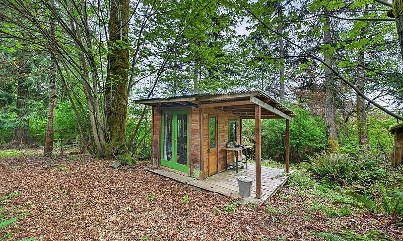 Spacious Island Prop...