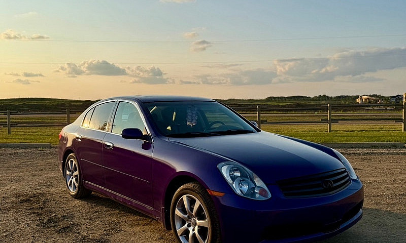 2005 Infiniti G35X A...