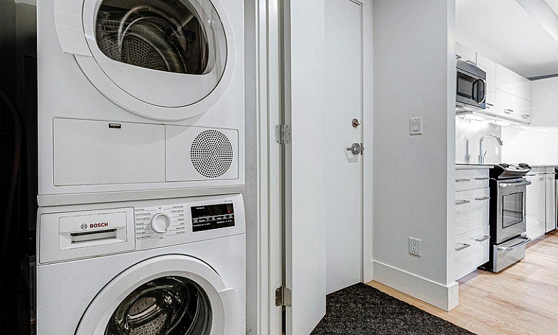 404 Avenue C South —...