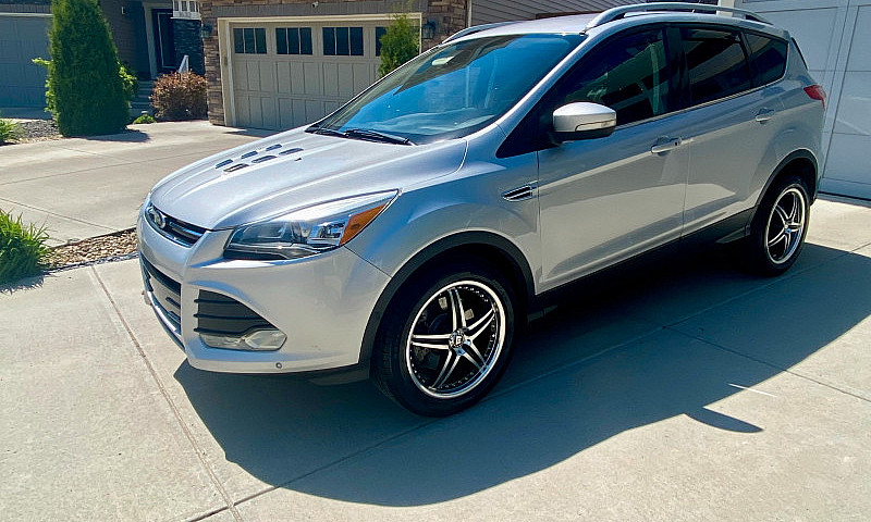 2014 Ford Escape Tit...