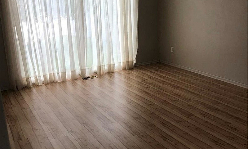 3 Bedroom 1/2 Duplex...