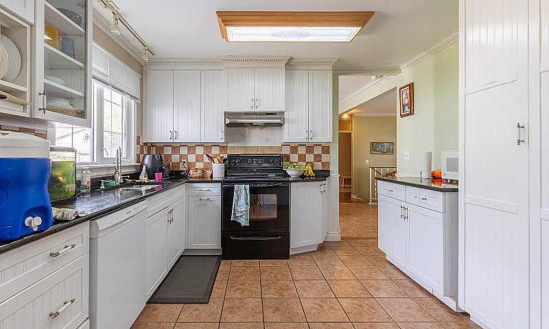 Affordable Cardston ...