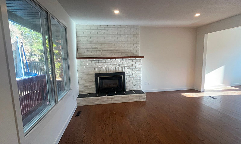 5-Bed Executive Hous...