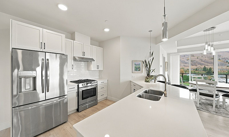 302-651 Dunes Drive ...