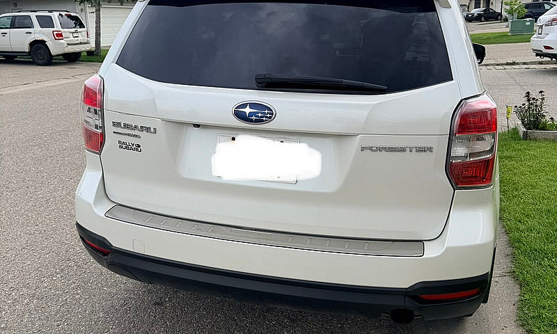 2014 Subaru Forester...