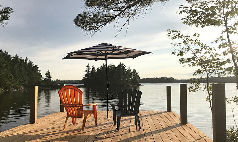 Lakeside 1 Bedroom U...