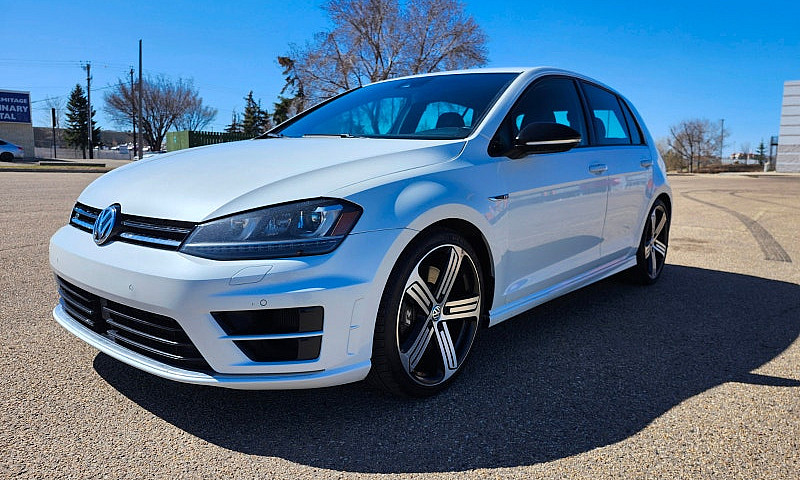 2016 Volkswagen Golf...
