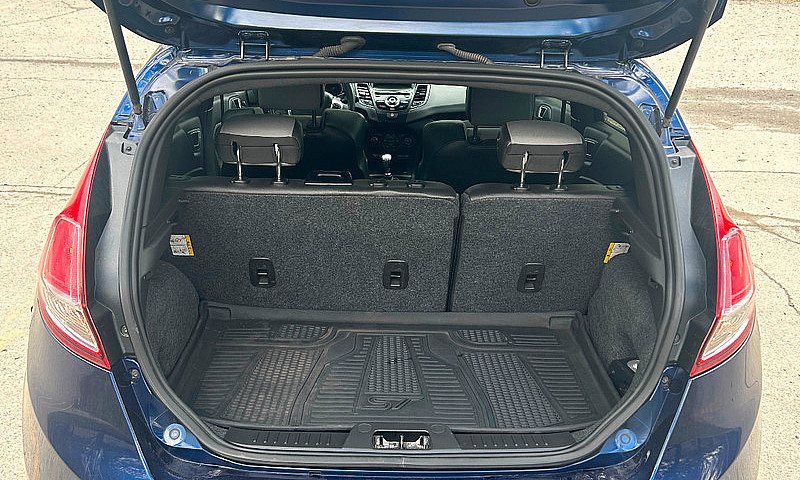 2016 Ford Fiesta St ...