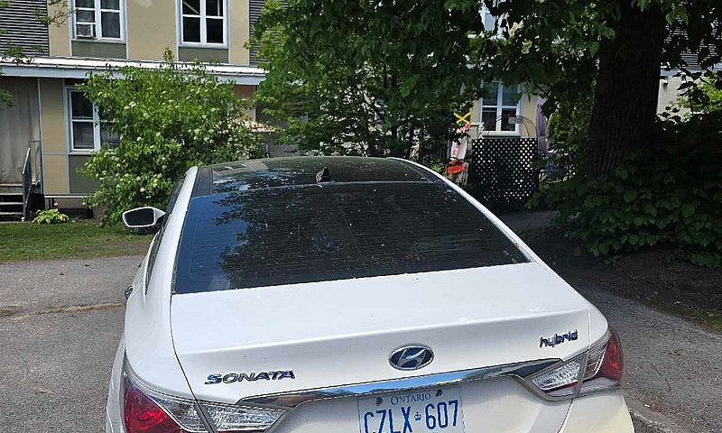 Hyundai Sonata Hybri...