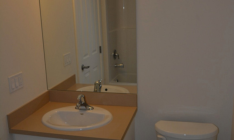 1 Bedroom Condo For ...