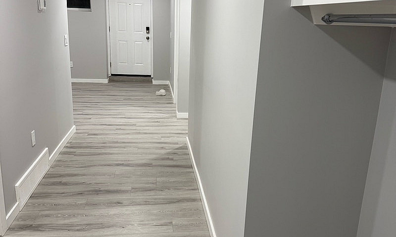 2 Bedrooms 2 Bathroo...
