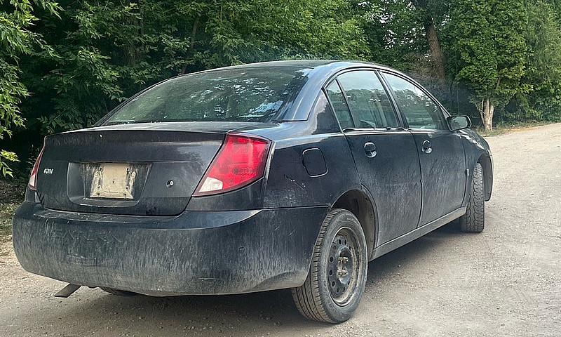 2006 Saturn Ion...