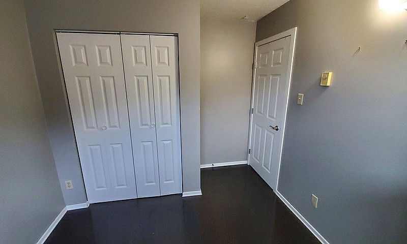 2 Bdr With Balcony, ...