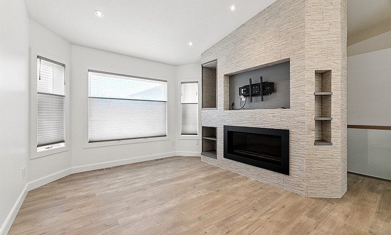 House For Sale – 393...