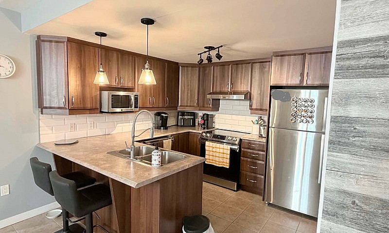 2 Bedroom Apartment ...
