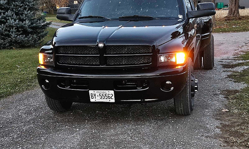 2001 Dodge Ram 3500...