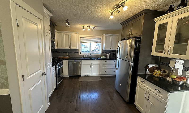 3 Bedroom 2.5 Bath H...