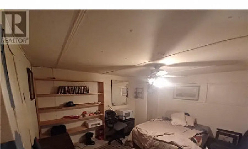 Mobile Home In Year ...