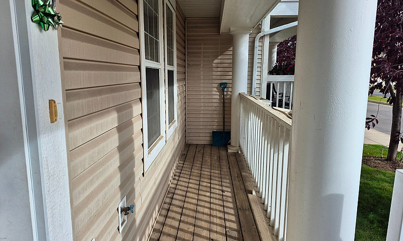 Homey Townhouse With...