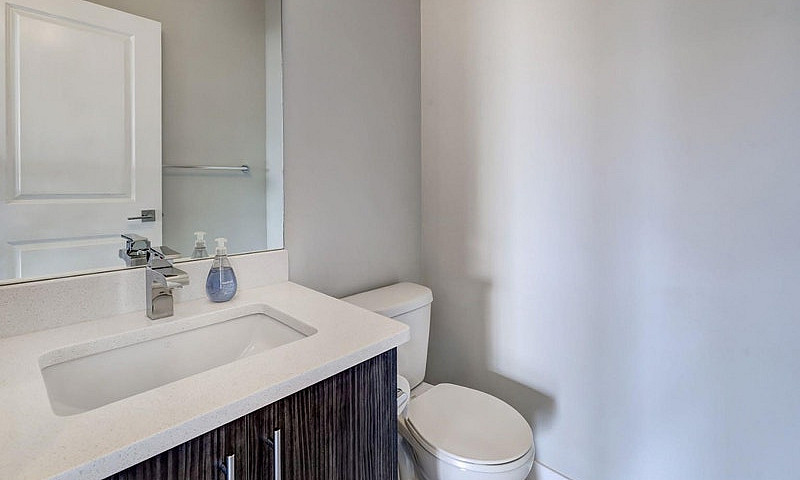 3.5Br   2.5Bath Open...