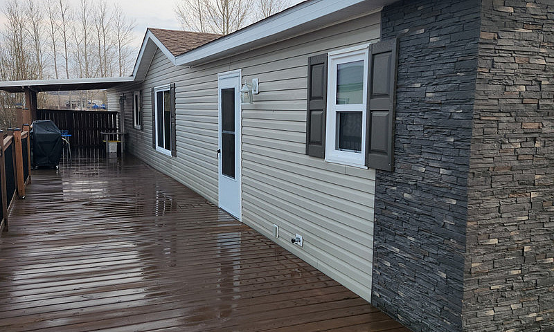 Lakeside Living At L...