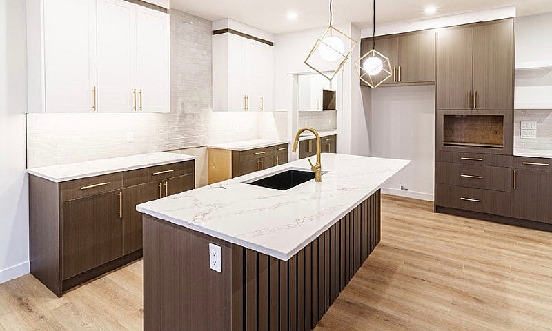 Exquisite Homes Yyc...