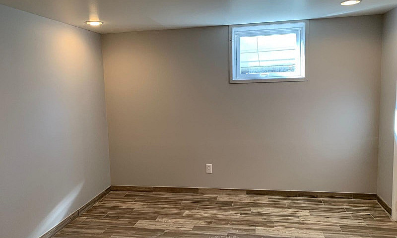 2 Beds 1 Bath - Hous...