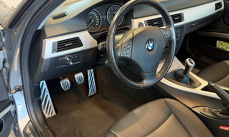 Bmw 323I 2011...