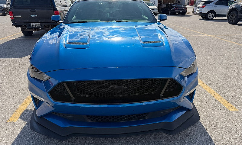 2020 Ford Mustang Gt...